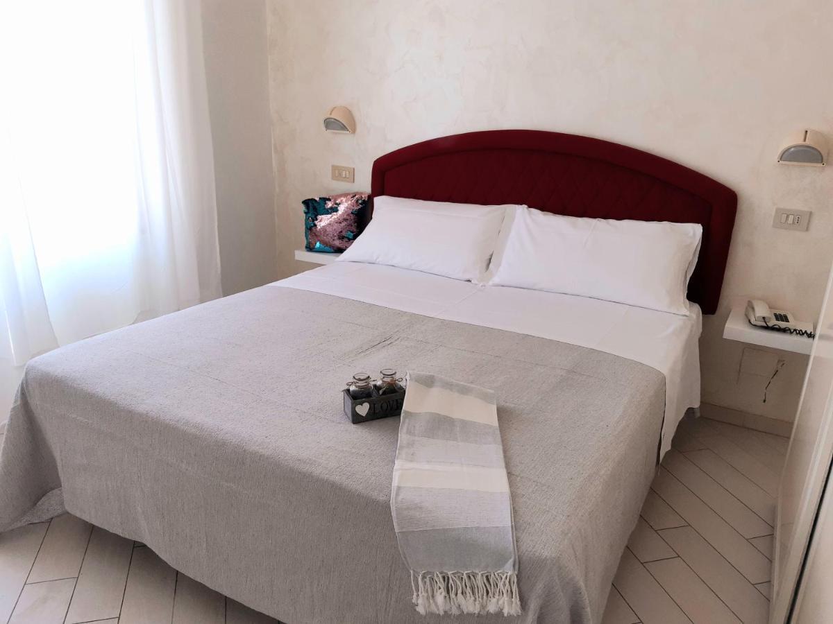 Hotel Raul Riccione Exteriér fotografie